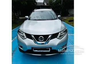 2015 Nissan X-Trail 2.5 SUV