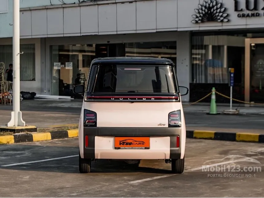 2023 Wuling Air EV Long Range Hatchback