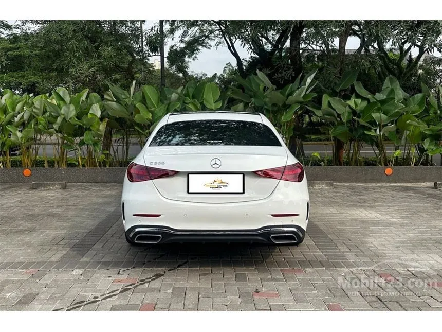 2024 Mercedes-Benz C300 AMG Line Sedan