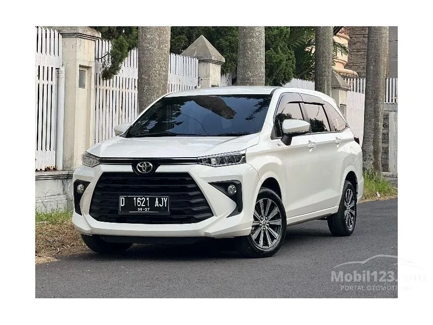 Jual Mobil Toyota Avanza 2022 G 1.5 di Jawa Barat Manual MPV Putih Rp 215.000.000