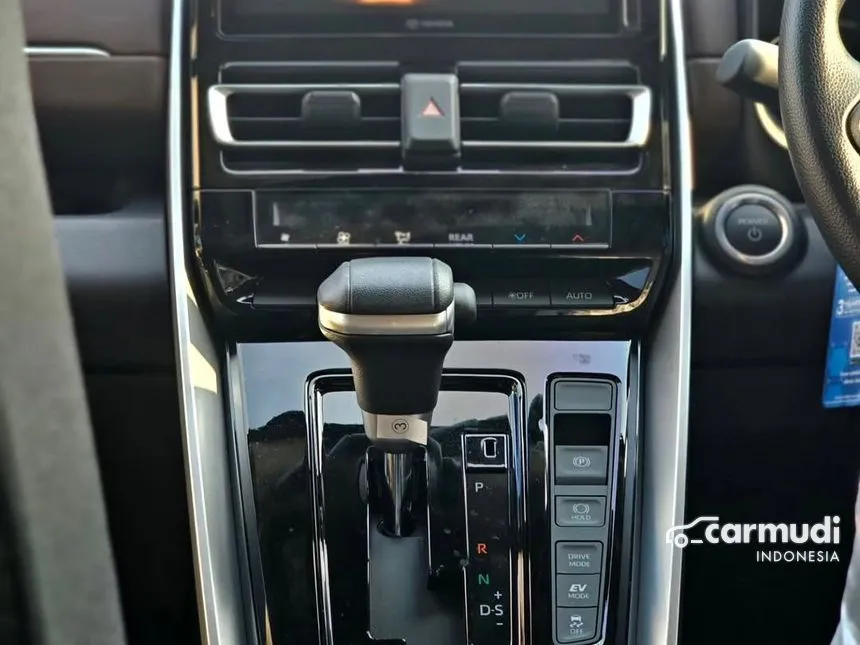 2025 Toyota Kijang Innova Zenix G HV (Non Premium Color) MPV