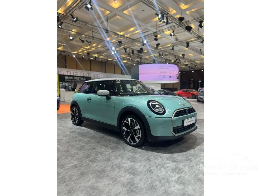 2025 MINI Cooper S 3 Door Hatchback