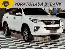 2017 Toyota FORTUNER 2.4 (ปี 15-25) V SUV