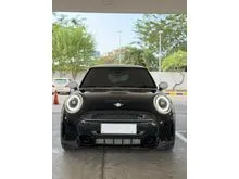 2024 MINI Cooper 2.0 S 3 Door Hatchback LCI Cosmopolitan Final Edition Odo 4 Rb (TERMURAH)