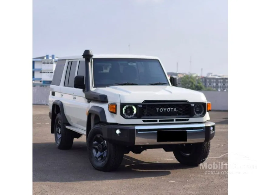 2026 Toyota Land Cruiser 70 GXL SUV