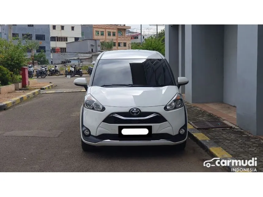 2021 Toyota Sienta V MPV