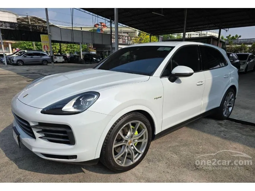2020 Porsche CAYENNE E-Hybrid SUV