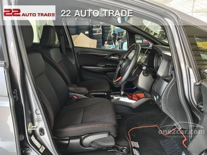 2020 Honda Jazz RS+ i-VTEC Hatchback