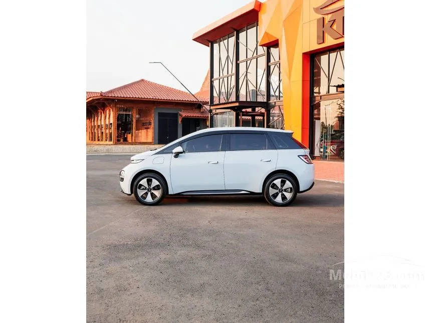 2024 Wuling Cloud EV 460KM Hatchback