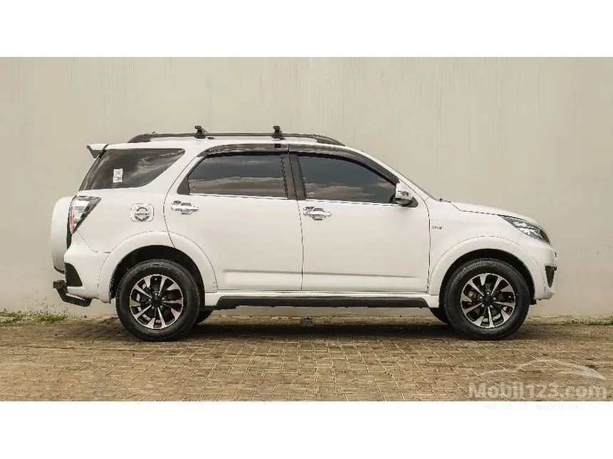 2017 Daihatsu Terios R SUV