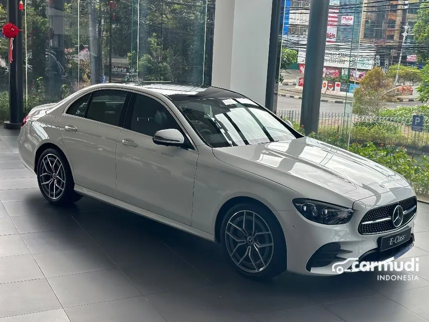 2023 Mercedes-Benz E300 AMG Line Sedan