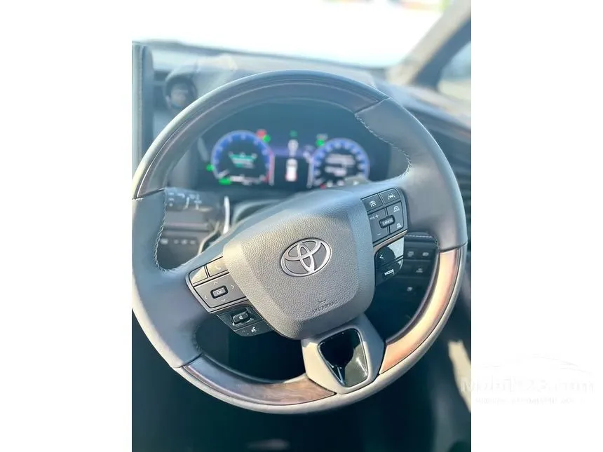 2026 Toyota Alphard XE HEV (Premium Color) MPV