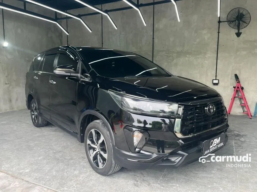 2021 Toyota Kijang Innova Venturer MPV