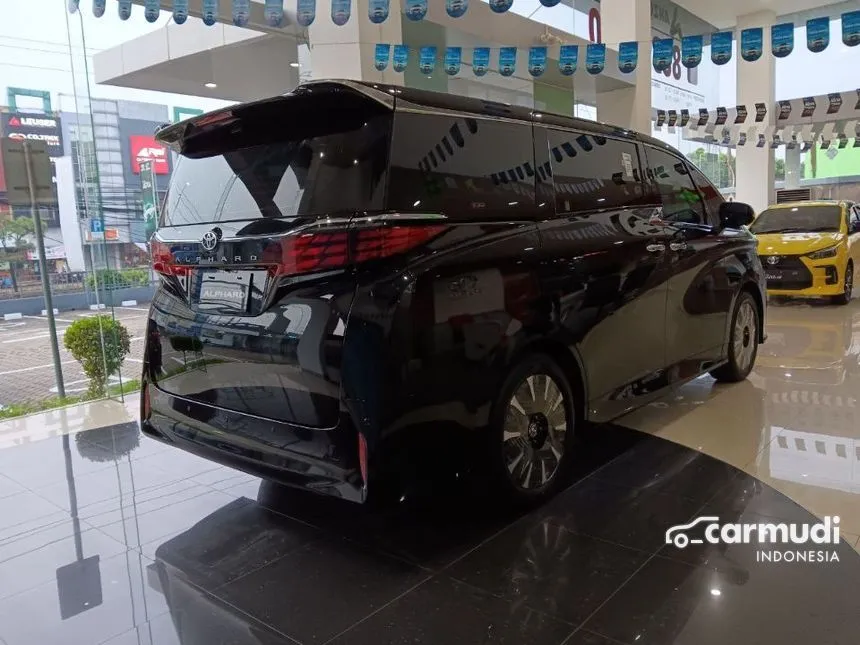 2024 Toyota Alphard G MPV