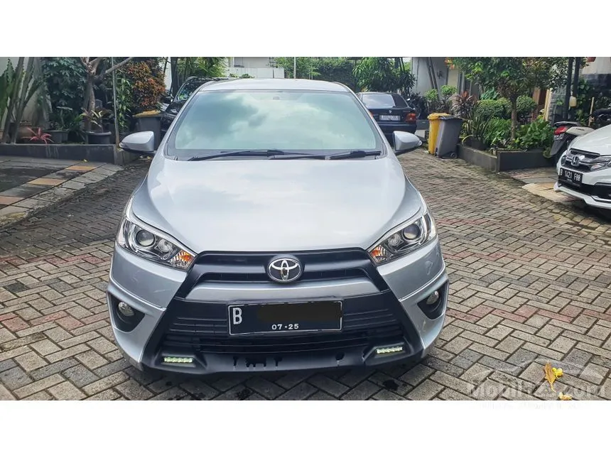 Jual Mobil Toyota Yaris 2015 TRD Sportivo 1.5 di Banten Automatic Hatchback Silver Rp 174.000.000