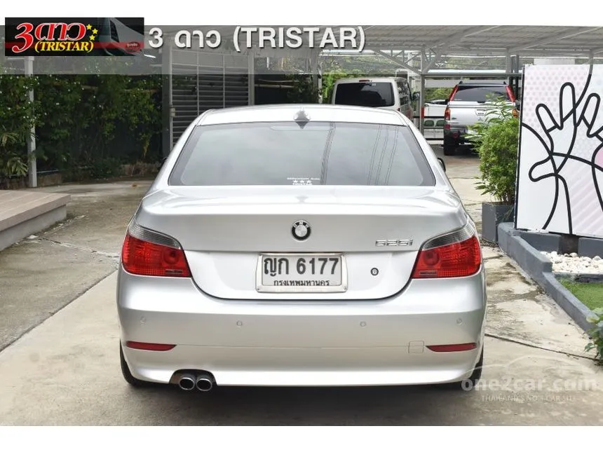 2004 BMW 525i Sedan