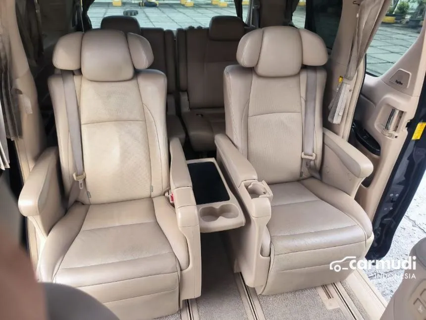 2012 Toyota Alphard G MPV