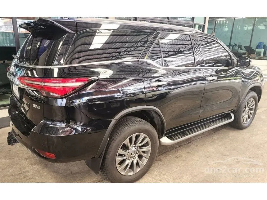 2021 Toyota FORTUNER V SUV