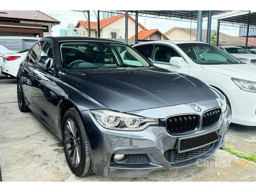 2016 BMW 318i Luxury Sedan