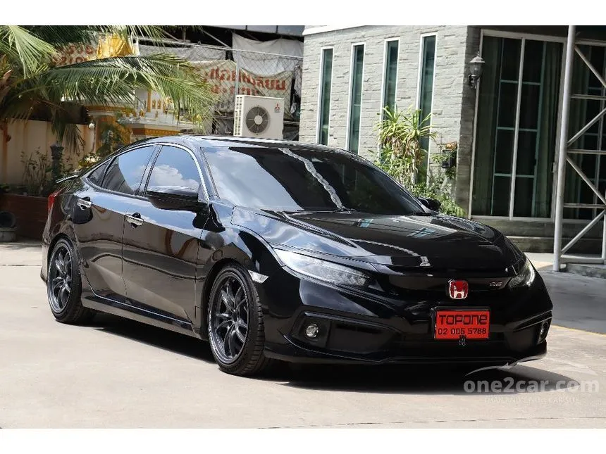 2019 Honda CIVIC Turbo RS Sedan