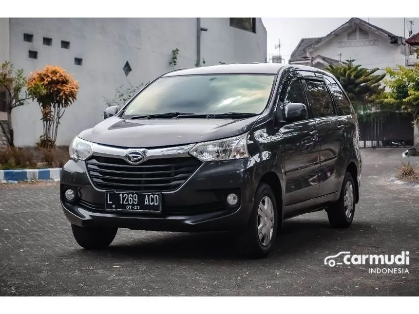 Jual Mobil Daihatsu Xenia 2017 R 1.3 di Jawa Timur Manual MPV Abu