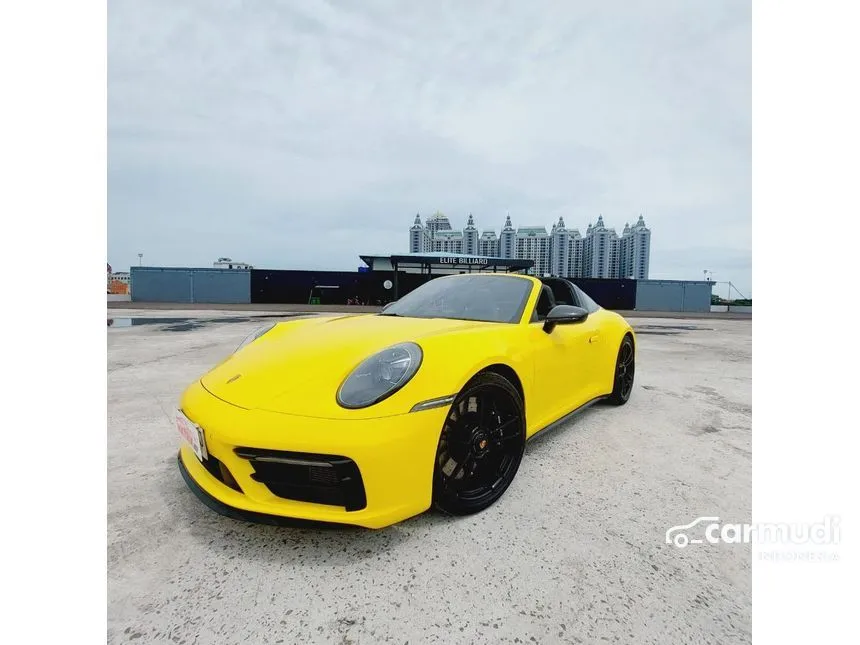 2023 Porsche 911 Targa 4 GTS Coupe