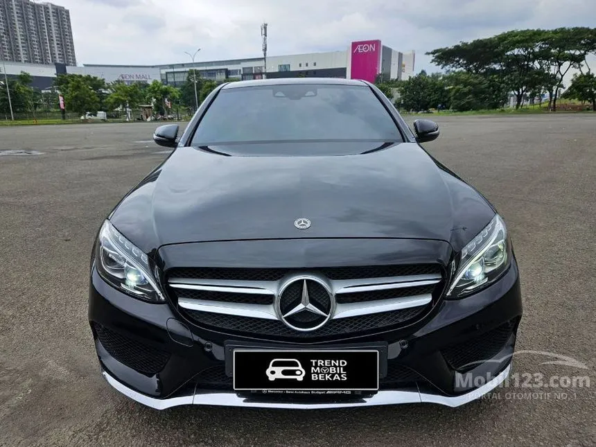 2018 Mercedes-Benz C300 AMG Line Sedan