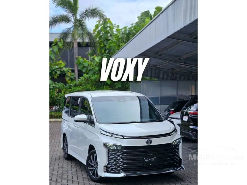 Jual Mobil Toyota Voxy 2023 2.0 di Banten Automatic Van Wagon Putih Rp 607.000.000