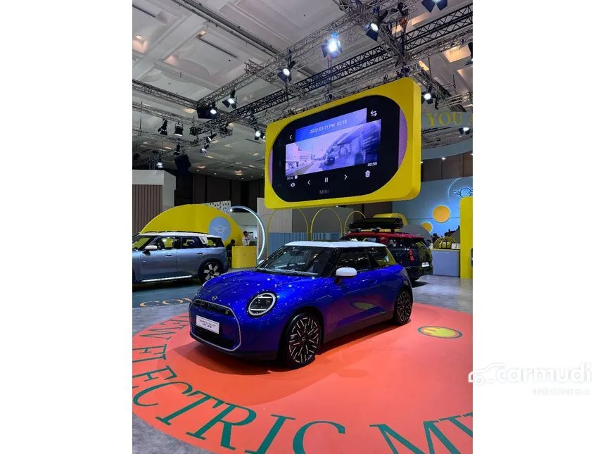 2024 MINI Cooper S Electric Resolute Edition 3 Door Hatchback