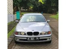 1999 BMW 528i 2.8 Touring Wagon Silver On Black Low KM Pajak Panjang Overall Tinggal Pakai