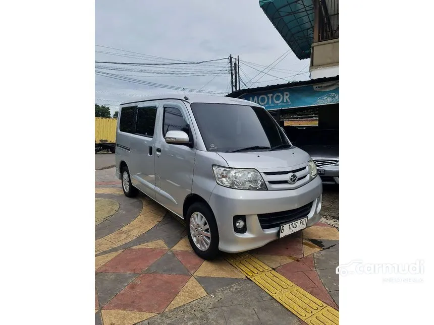 2012 Daihatsu Luxio M Wagon