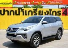 2017 Toyota FORTUNER 2.4 (ปี 15-25) V SUV