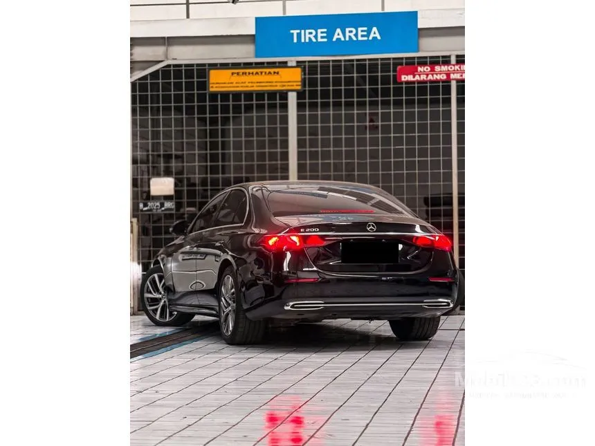 2024 Mercedes-Benz E200 Exclusive Line Sedan