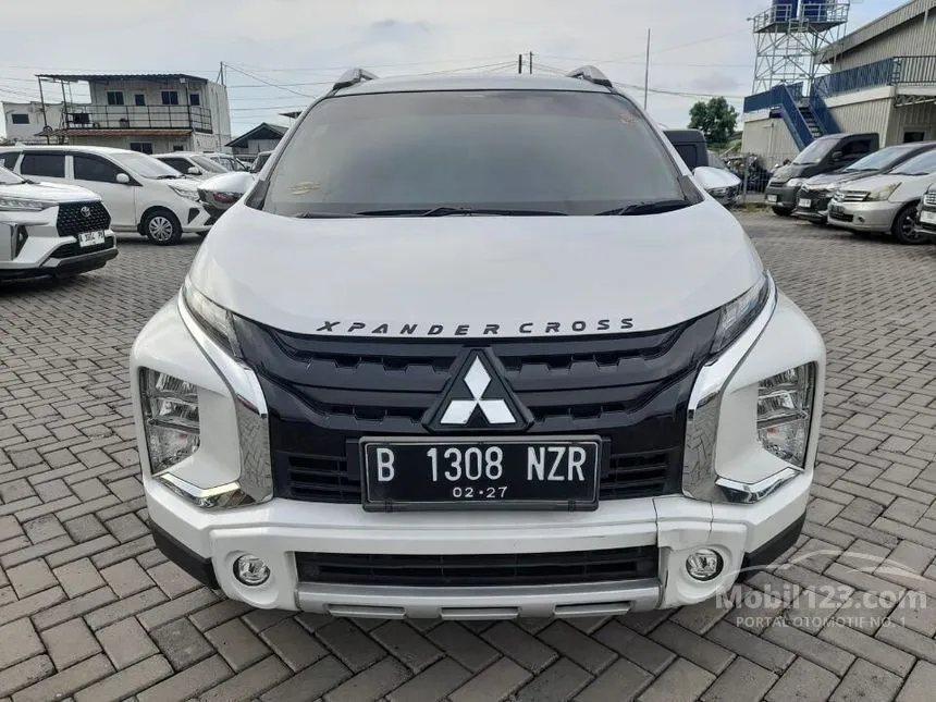 Jual Mobil Mitsubishi Xpander 2021 CROSS Premium Package 1.5 di DKI Jakarta Automatic Wagon Putih Rp 225.000.000