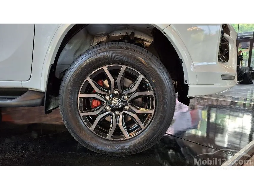 2024 Toyota Fortuner GR Sport 4X2 SUV