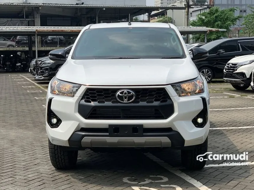 2025 Toyota Hilux G Double Cab 4X4 Pickup