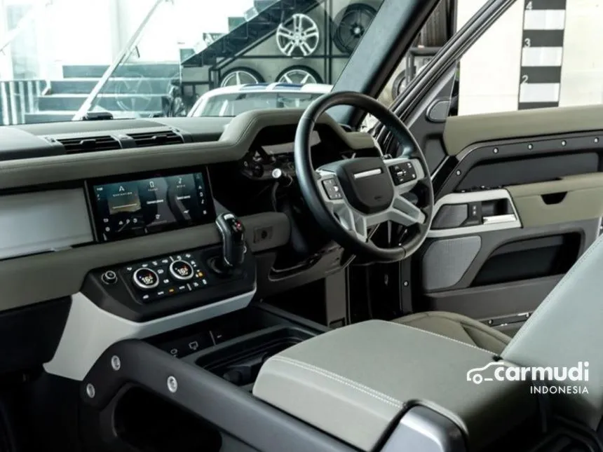 2022 Land Rover Defender 110 P300 HSE Explorer Package SUV