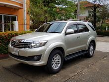 2013 Toyota Fortuner 2.7 (ปี 12-15) V SUV AT