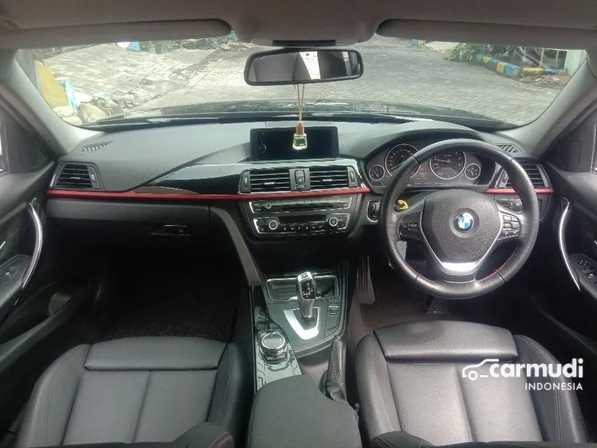 2014 BMW 320i Sport Sedan
