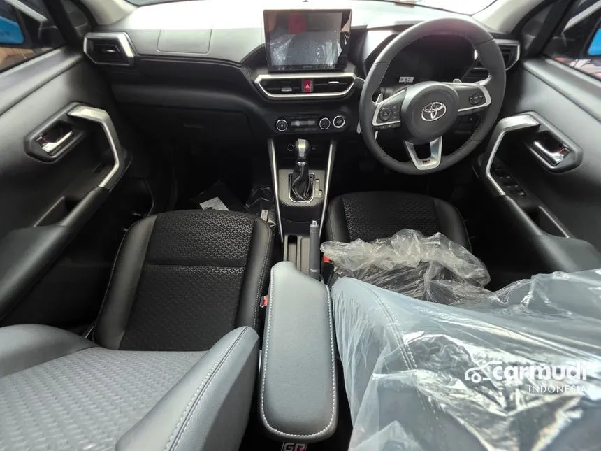 2025 Toyota Raize GR Sport (1 Tone) SUV