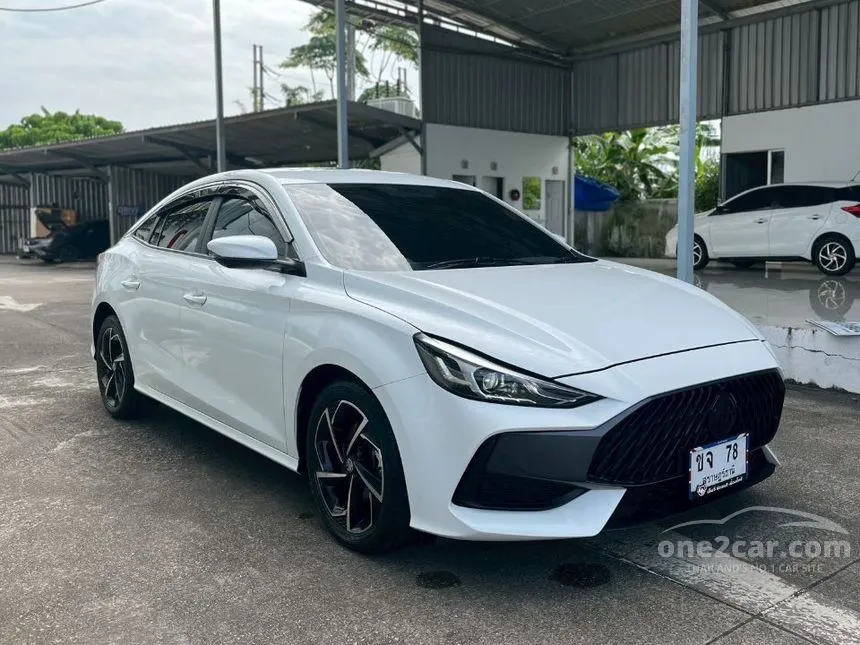 2021 MG MG5 X Sedan