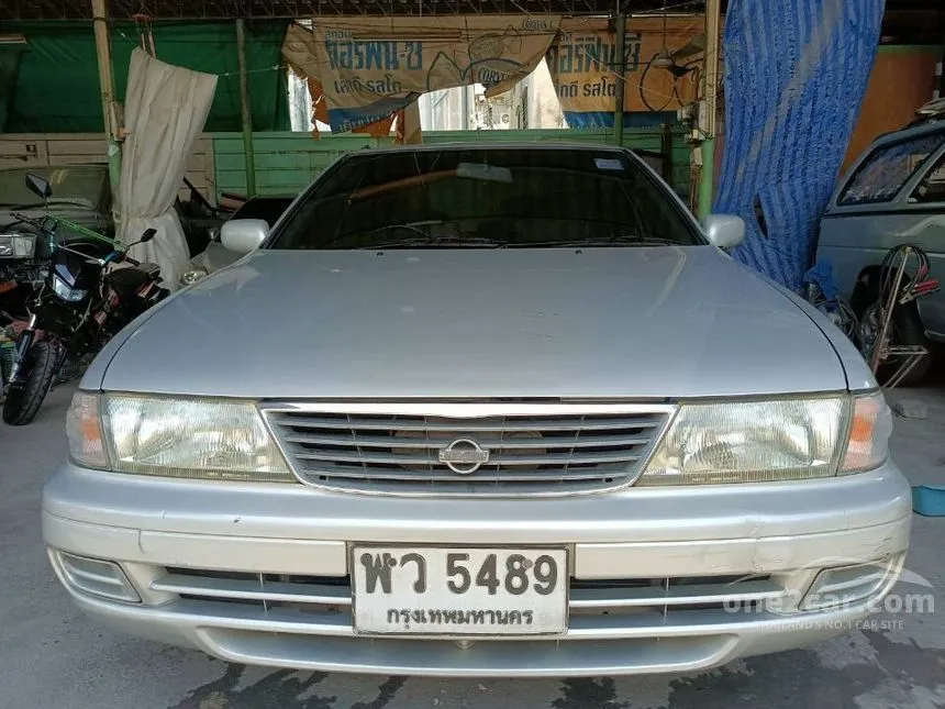 1998 Nissan Sunny Super GL Saloon Sedan