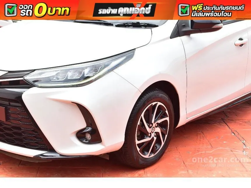 2021 Toyota YARIS Sport Premium Hatchback