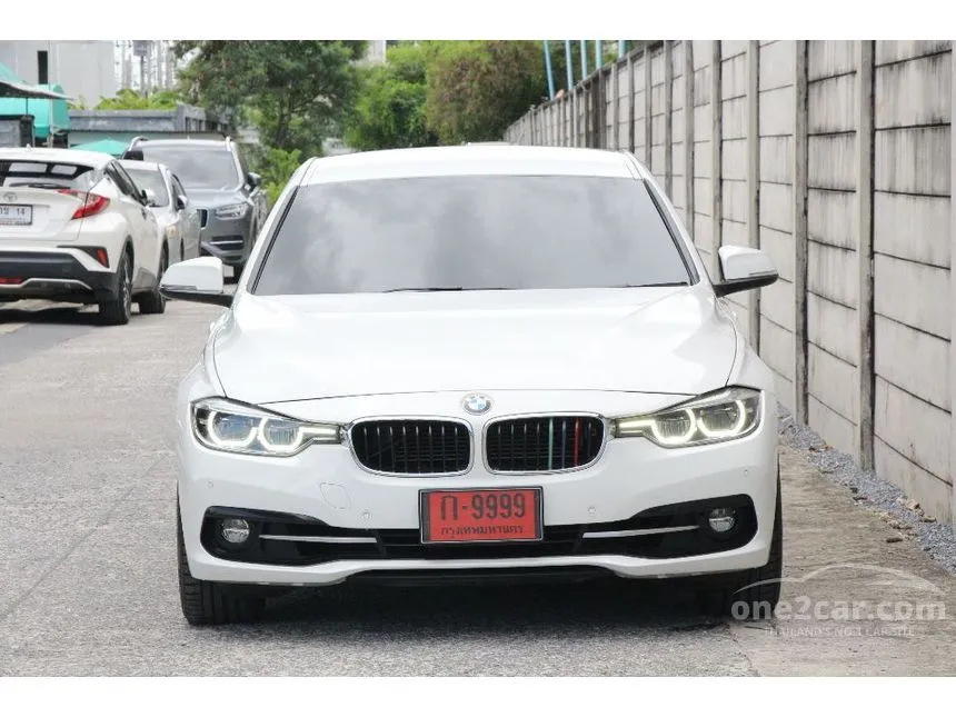 2017 BMW 330e Iconic Sedan