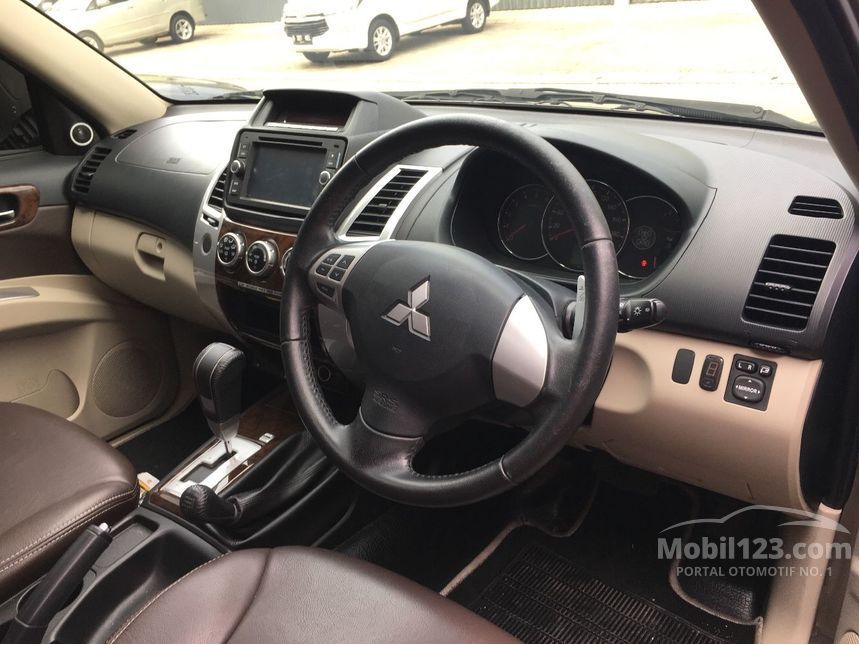 Jual Mobil  Mitsubishi Pajero Sport 2019 Dakar 2 5 di Jawa 