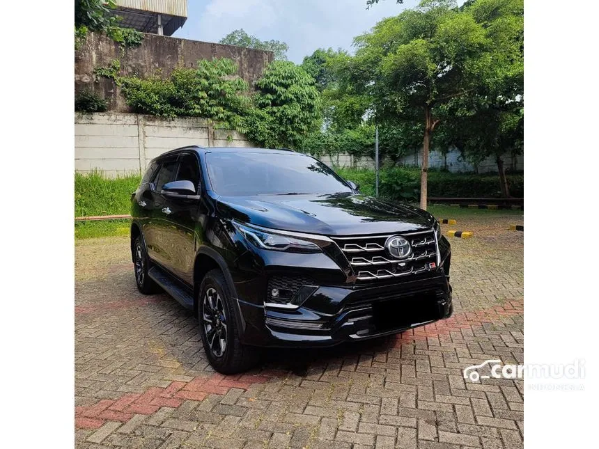 2022 Toyota Fortuner GR Sport 4X2 SUV
