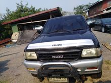 1997 Isuzu Adventure 2.5 (ปี 96-00) 4x4 Wagon MT