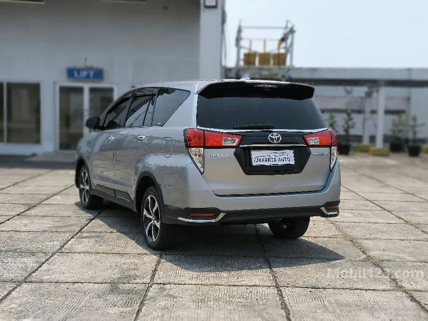 2020 Toyota Kijang Innova Venturer MPV