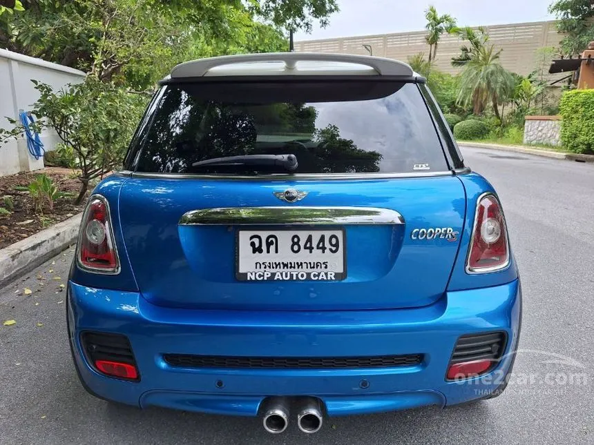 2009 Mini COOPER Look 2 Hatchback