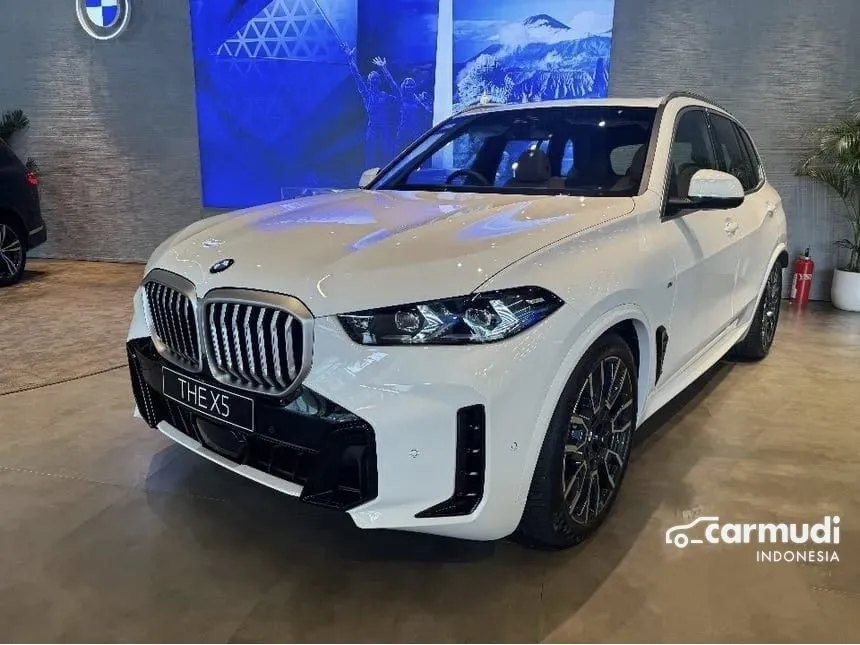 2025 BMW X5 xDrive40i M Sport SUV